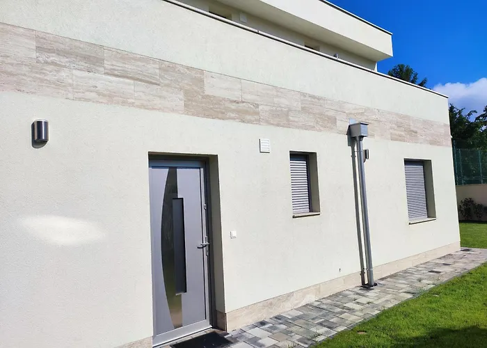 Balatonkenese Sunshine Villa