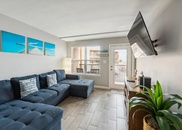 South Padre Island Gulf Getaway With Pool Condo