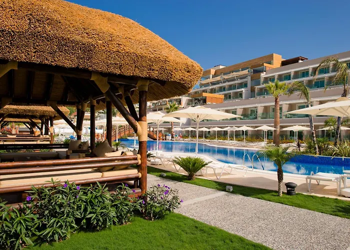 Bellazure Hotel Turgutreis