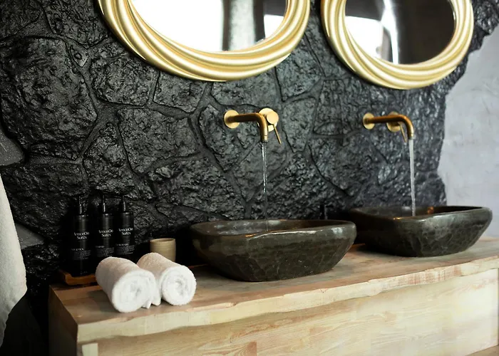 Villa Armonoia Luxury Caves