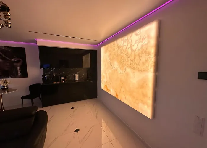 Premium Sky Jacuzzi Apartment Klaipėda