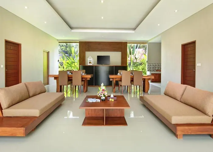 Flower Green 3 Bedroom Private Pool Villa Ubud