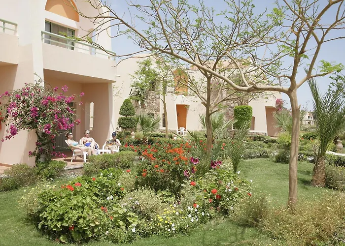 Shams Alam Beach Resort Abū Ghuşūn