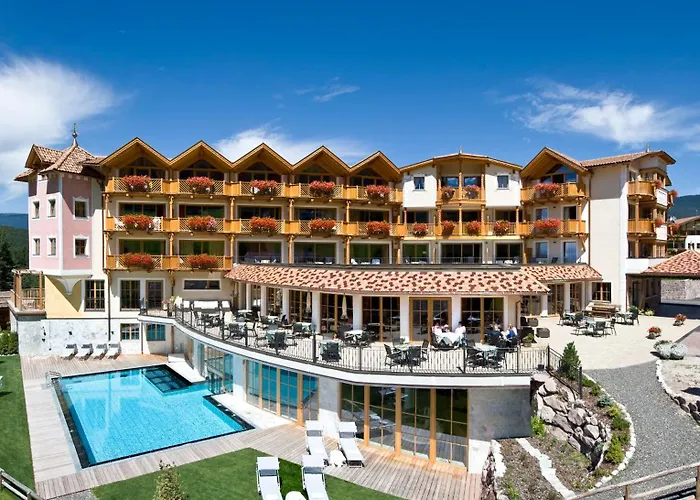 Hotel Chalet Tianes - Alpine Relax Kastelruth