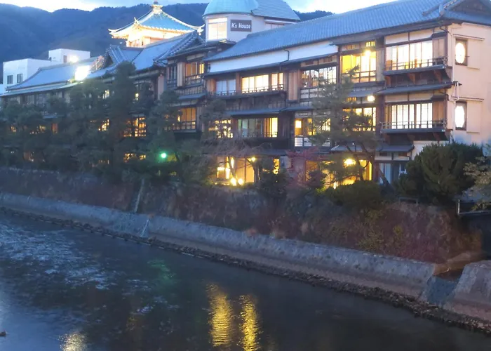 K'S House Ito Onsen - Historical Ryokan Hostel