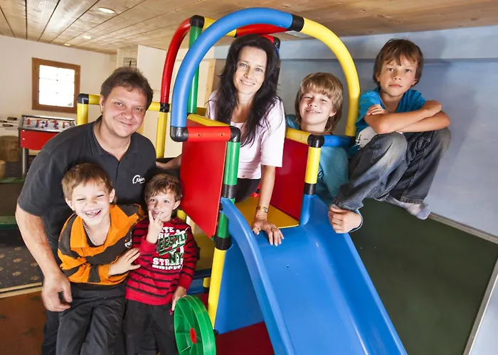 Familienhotel Alpina Breíl