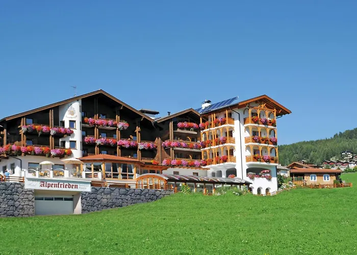 Hotel Alpenfrieden Meransen