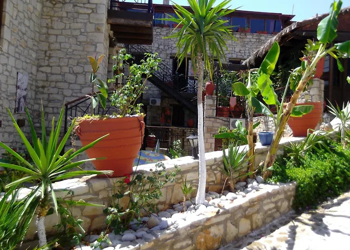 Stone Village Hotel Apartments Bali 