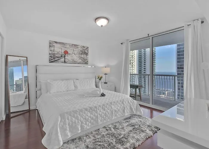 Cozy 1Bed 1Bath Overlooking Brickell Skyline Miami