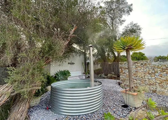 Pashasha Beach House And Hot Tub Hermanus