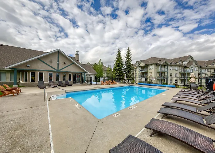 The Peaks 3 Bedroom Mountain View Condo Radium Hot Springs