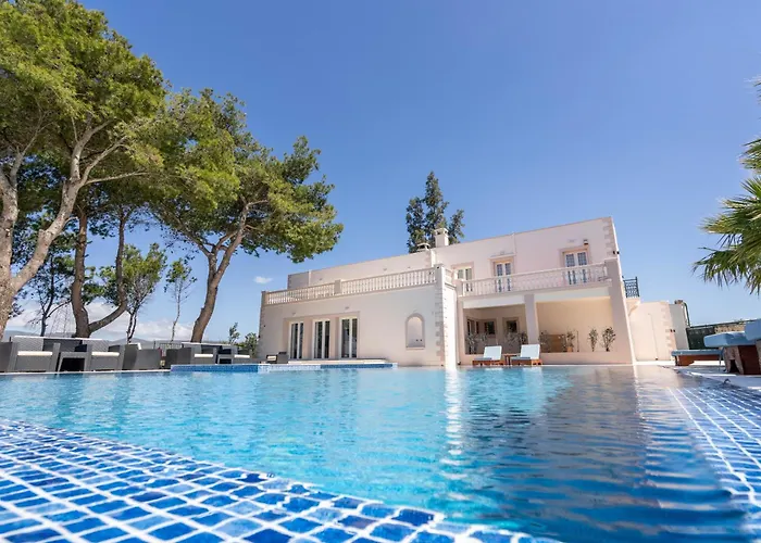 Tatoi Estate Luxury Pool Villa Athen