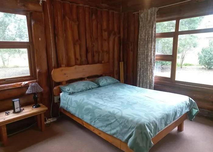 A Log Home At Buffalo Creek Swellendam