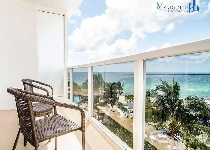 Luxurious Beachfront Studio Sunny Isles Beach