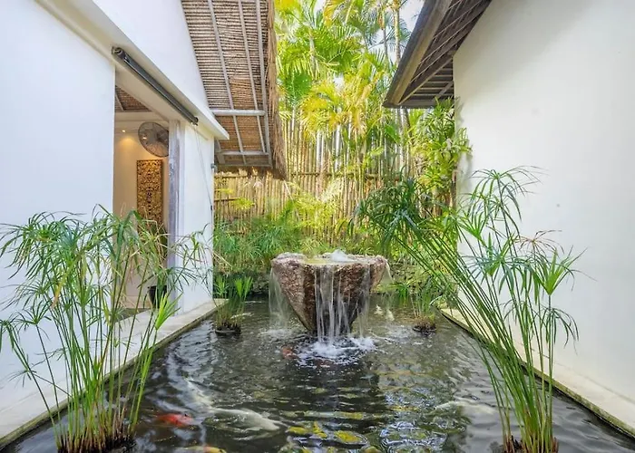 4Br Villa With Large Pool At Seminyak Beach