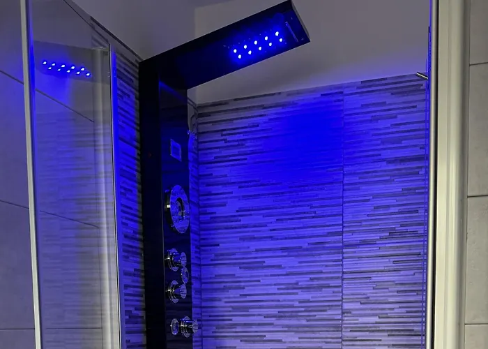 Jacuzzi Apartment Near Center Of Rom
