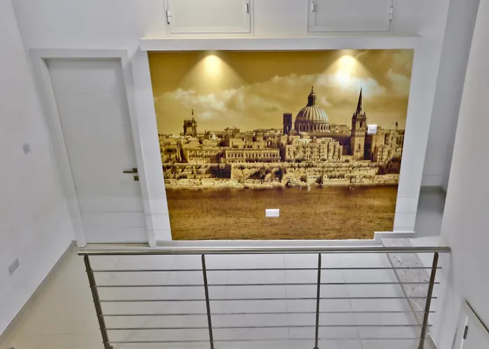Exquisite 3-Bedroom Duplex Penthouse With Jacuzzi In Valletta Centre
