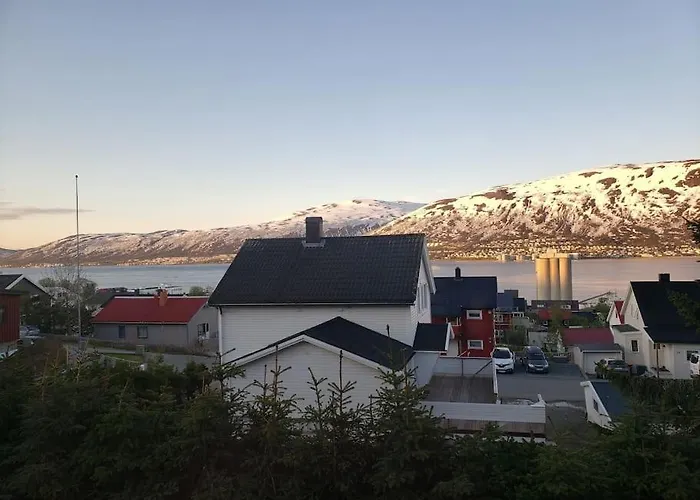 3 Bedrooms&2Bathrooms House With Amazing View Tromsø