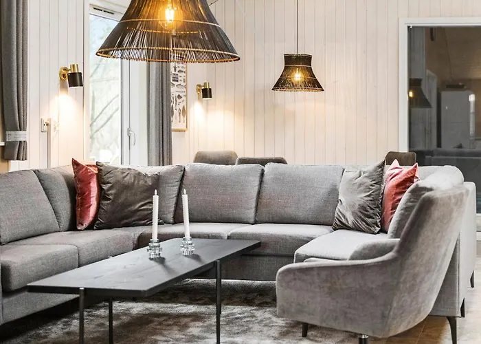 Nice Home In Vejers Strand With Kitchen