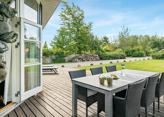 Lovely Home In Dannemare With Sauna Rødby