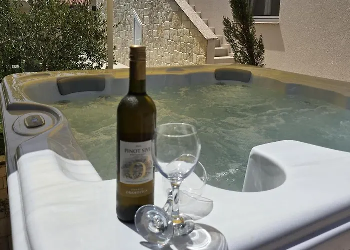 Luxury Apartment Gaspa With Jacuzzi Privlaka 