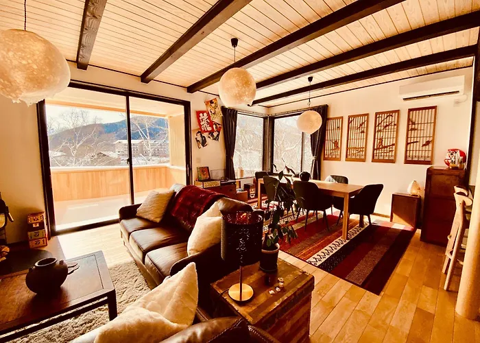 Snowman Apartments At Madarao Mountain Iiyama