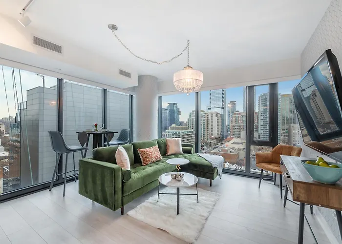 Designer One Bedroom Suite - Yorkville Toronto