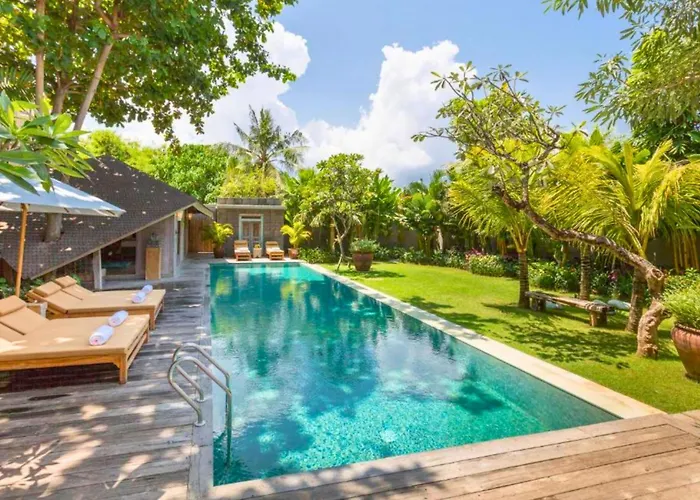Janardana 4 Bedroom Private Pool Villa Zn157 Canggu