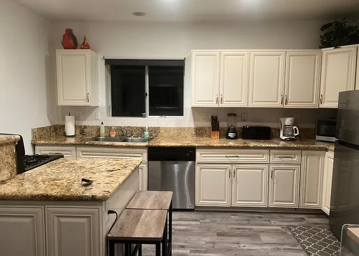 Ocean View 5 Bedroom With 3 Decks And Spa San Diego