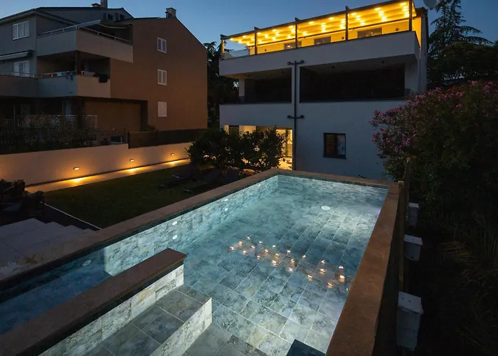 Apartmani Ante & Ivano Biograd With Pool Weißenburg