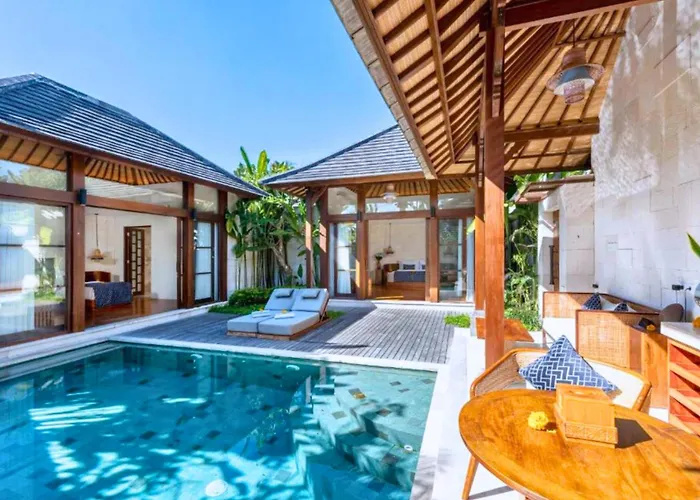 Alyssum 2 Bedroom Private Pool & Jacuzzi Ubud