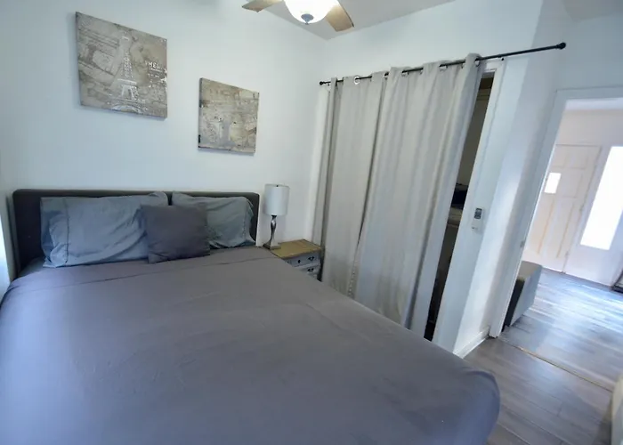 Ocean View 5 Bedroom With 3 Decks And Spa San Diego