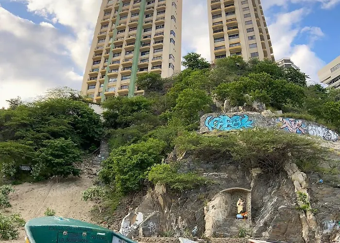 Hermosa Vista A La Playa Del Rodadero Santa Marta 