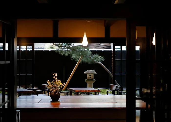 Kyomachiya Ryokan Sakura Urushitei Kyōto