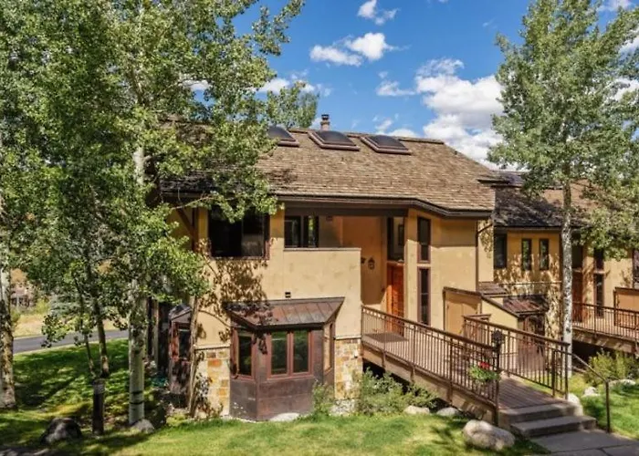 Snowmass Woodrun V 2 Bedroom Ski In, Ski Out Mountain Residence In The Heart Of Snowmass Village Aspen