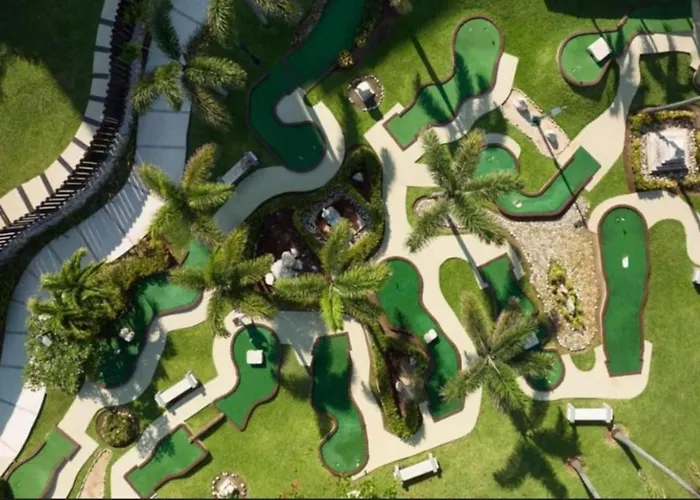 Enjoy The Cancun Area With The Family In This Family Friend 2Bd Resort Condo With Amenities