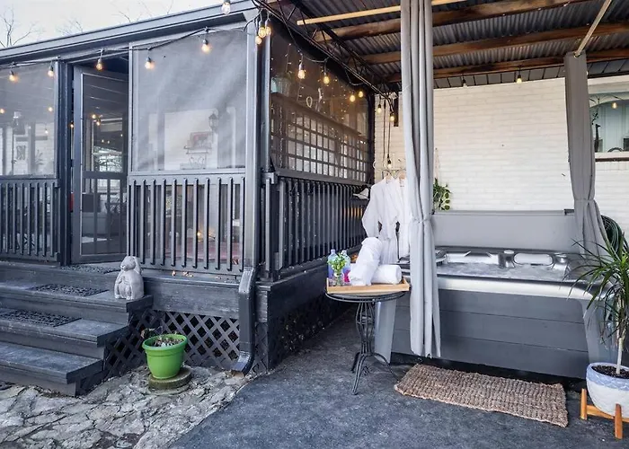 Villa Hot Tub, Ev, Minutes To Opry, Airport & Broadway Nashville