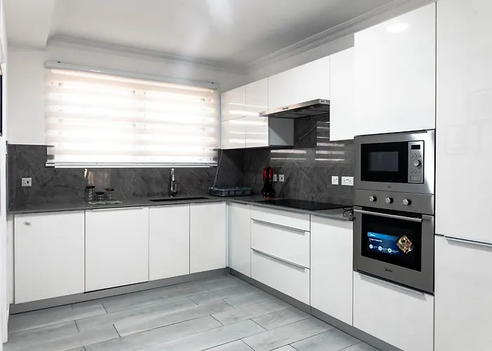 Amazing Junior Suite Space Available Akkra