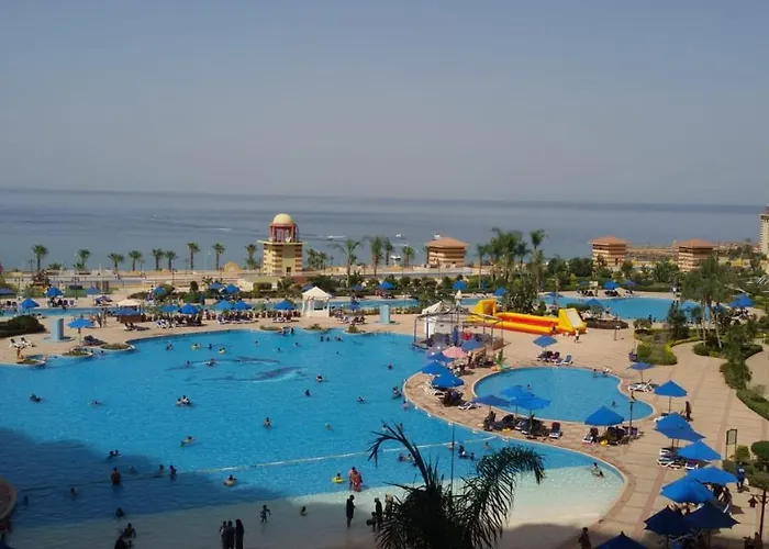 شاليهات اهرامات ابراج بورتو السخنه Ain Suchna