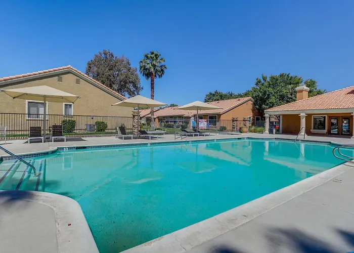 Near Golf Condo With Pool Access In Palm Desert!