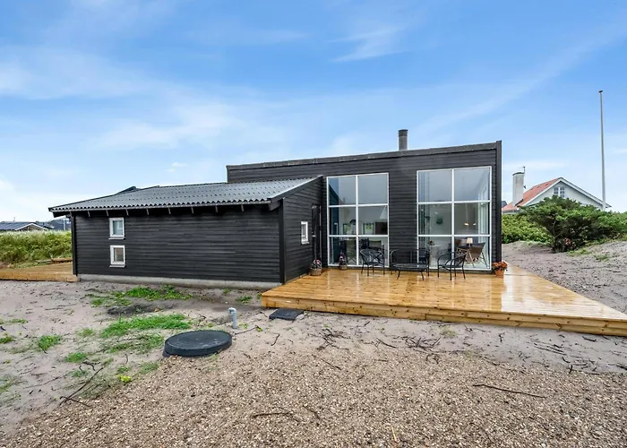 Beautiful Holiday Home In Sondervig Ringkøbing