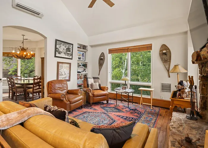 Chamonix 47, Snowmass Ski-In Ski-Out Condo With Shared Pool, Hot Tub &Gym Snowmass Village