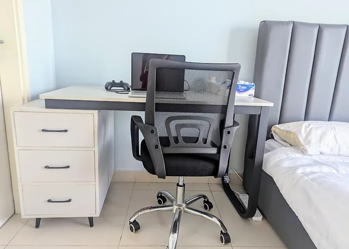 Claudio Homestay - 13Th Floor, Pool, Gym, Steam Room, Hot Tub Phnom Penh