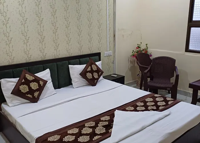 Baba Paying Guest House Varanasi