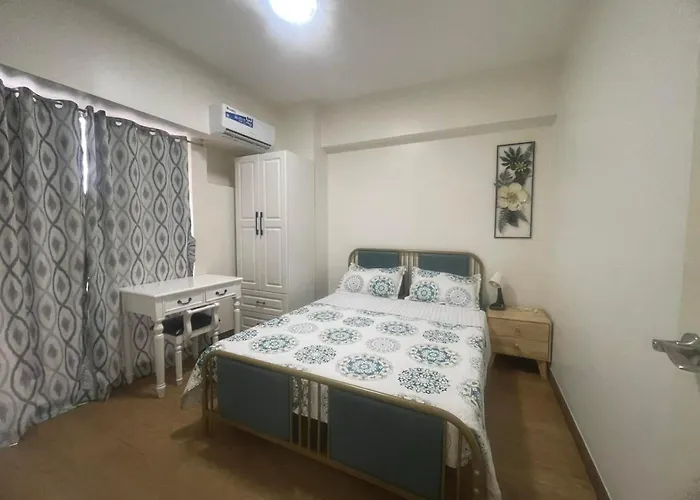 Ferienwohnung Infina South Manila
