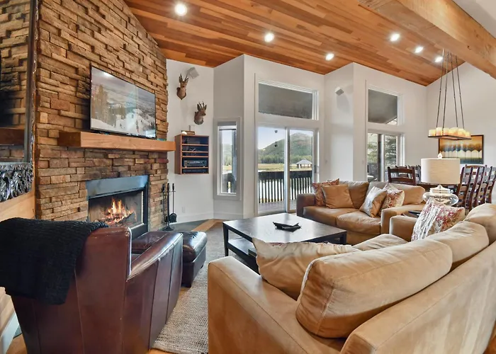 Lakeside Condos By Park City Vacations