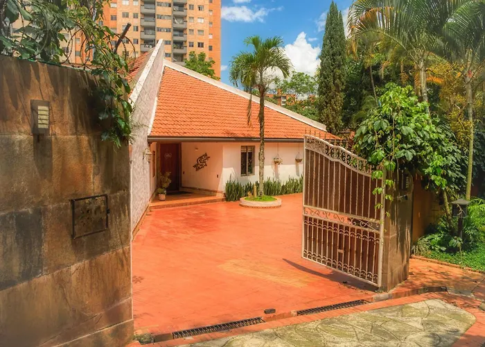 Nice Mansion Ac 6Br Pool,Basquet,Playground,Games Envigado