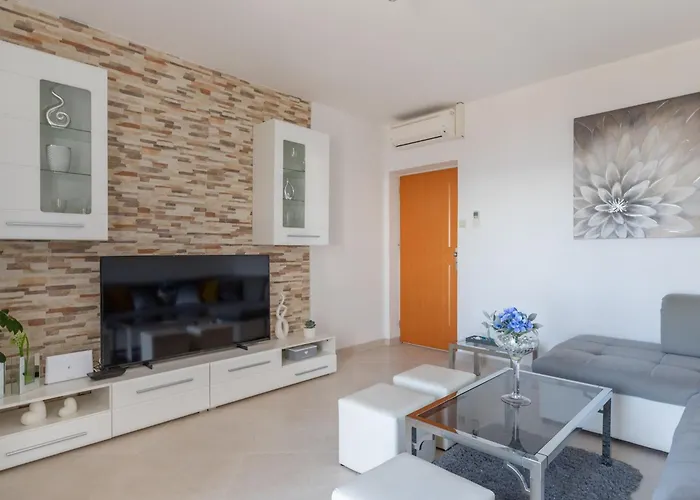 2 Room Apartment With Hot Tub Mlini