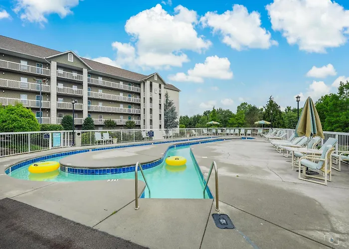 City Escape Whispering Pines 213 Pigeon Forge
