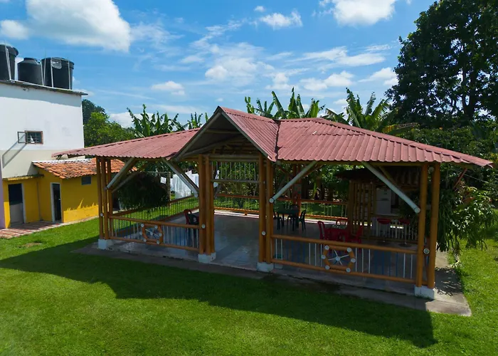 Finca Hotel Shalom La Dorada Eje Cafetero El Edén